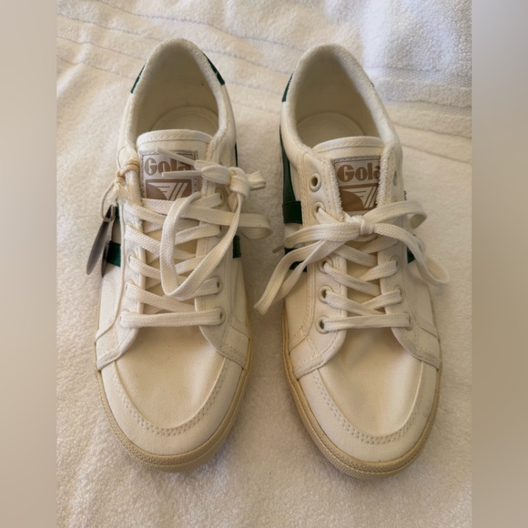 New with tags - Gola Stratus sneakers - Picture 3 of 10